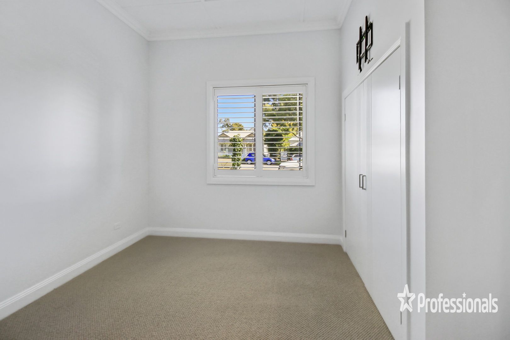 21 Norman Street, Turvey Park NSW 2650, Image 1