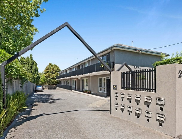 8/25 The Avenue , Malvern East VIC 3145