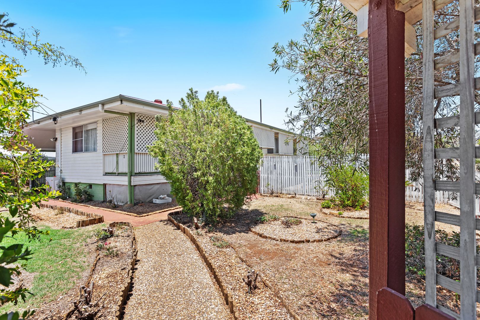 2 Cecil Street, Oakey QLD 4401, Image 1