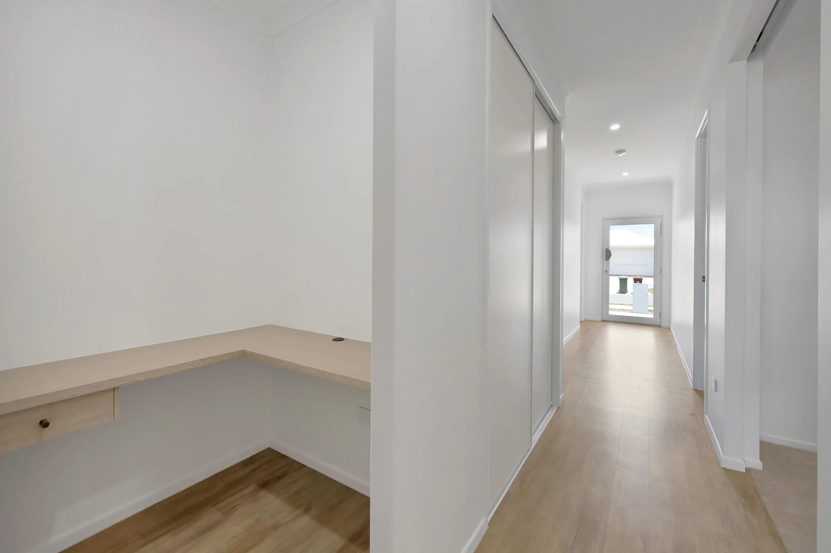 Additional image 15 of 16 Lakeside Way, Andergrove QLD 4740