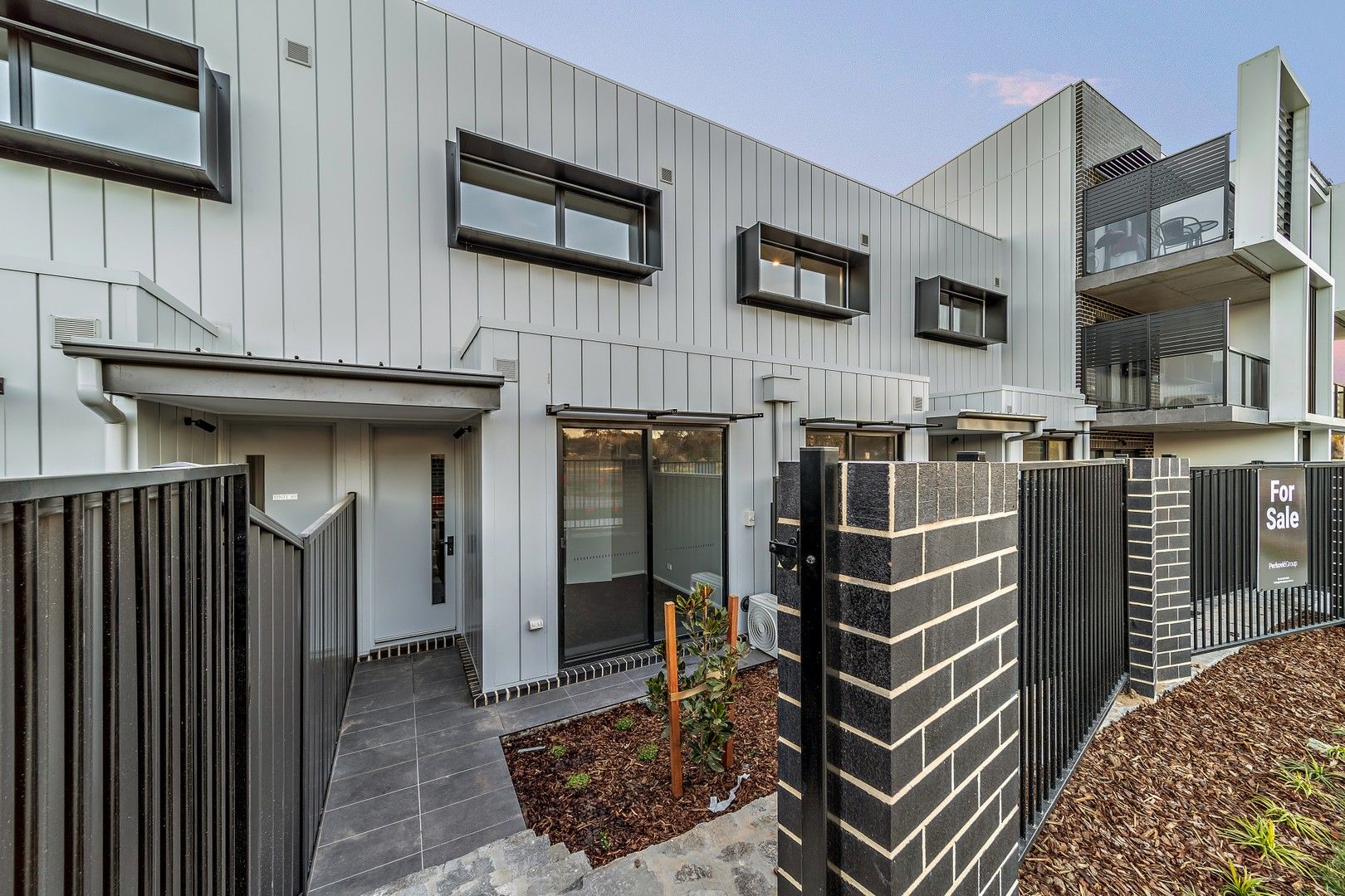 11/6 Ellison Harvie Close, Greenway ACT 2900, Image 0