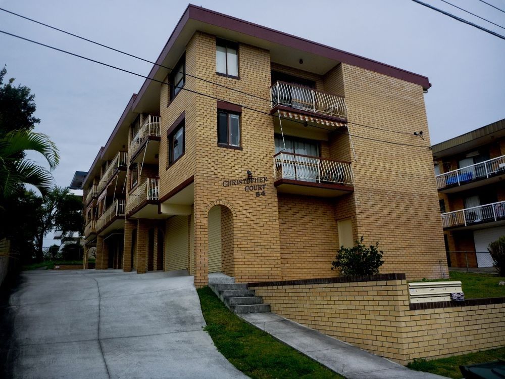 2 bedrooms Apartment / Unit / Flat in 4/54 Amelia Street COORPAROO QLD, 4151