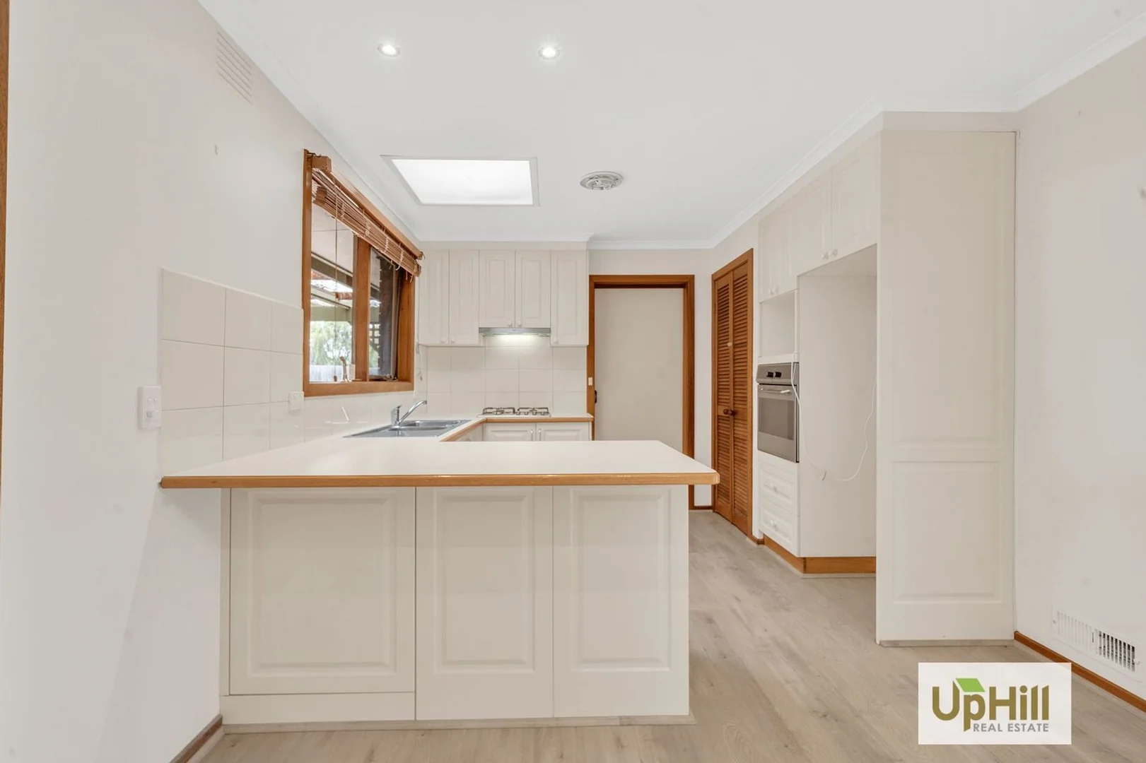 Additional image 2 of 19 Ambleside Cres, Berwick VIC 3806