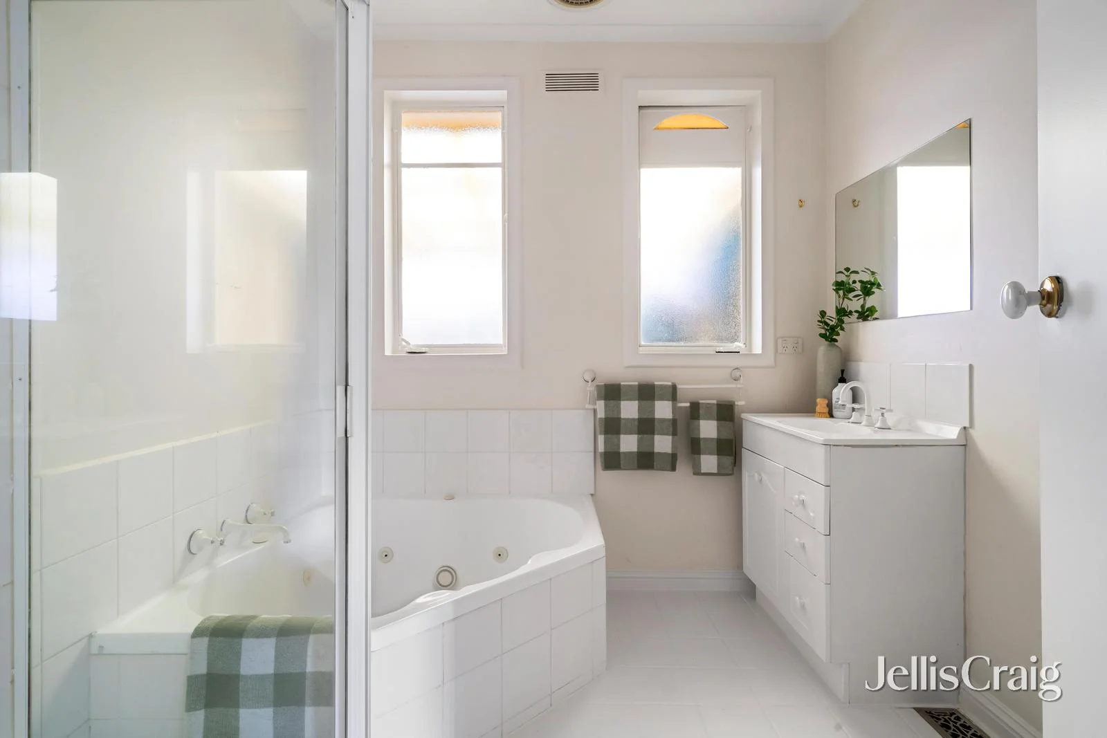 Additional image 8 of 24 Henry Street, Eltham VIC 3095