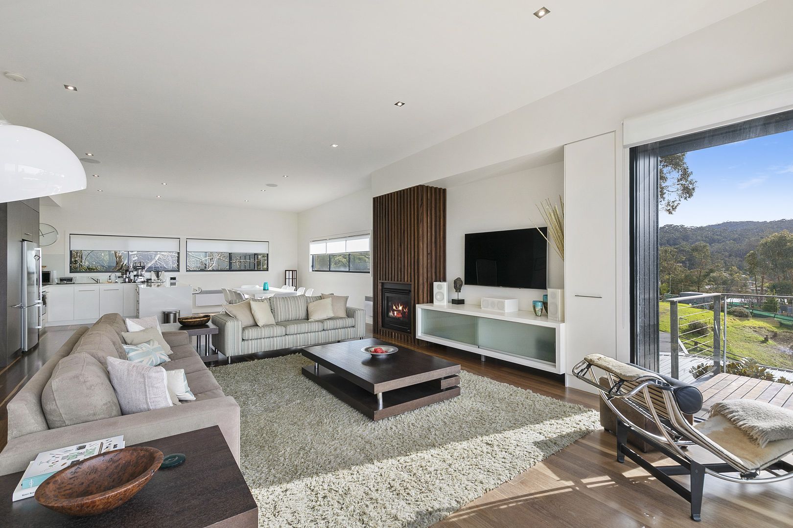 2/3 Hopetoun Terrace, Lorne VIC 3232, Image 2