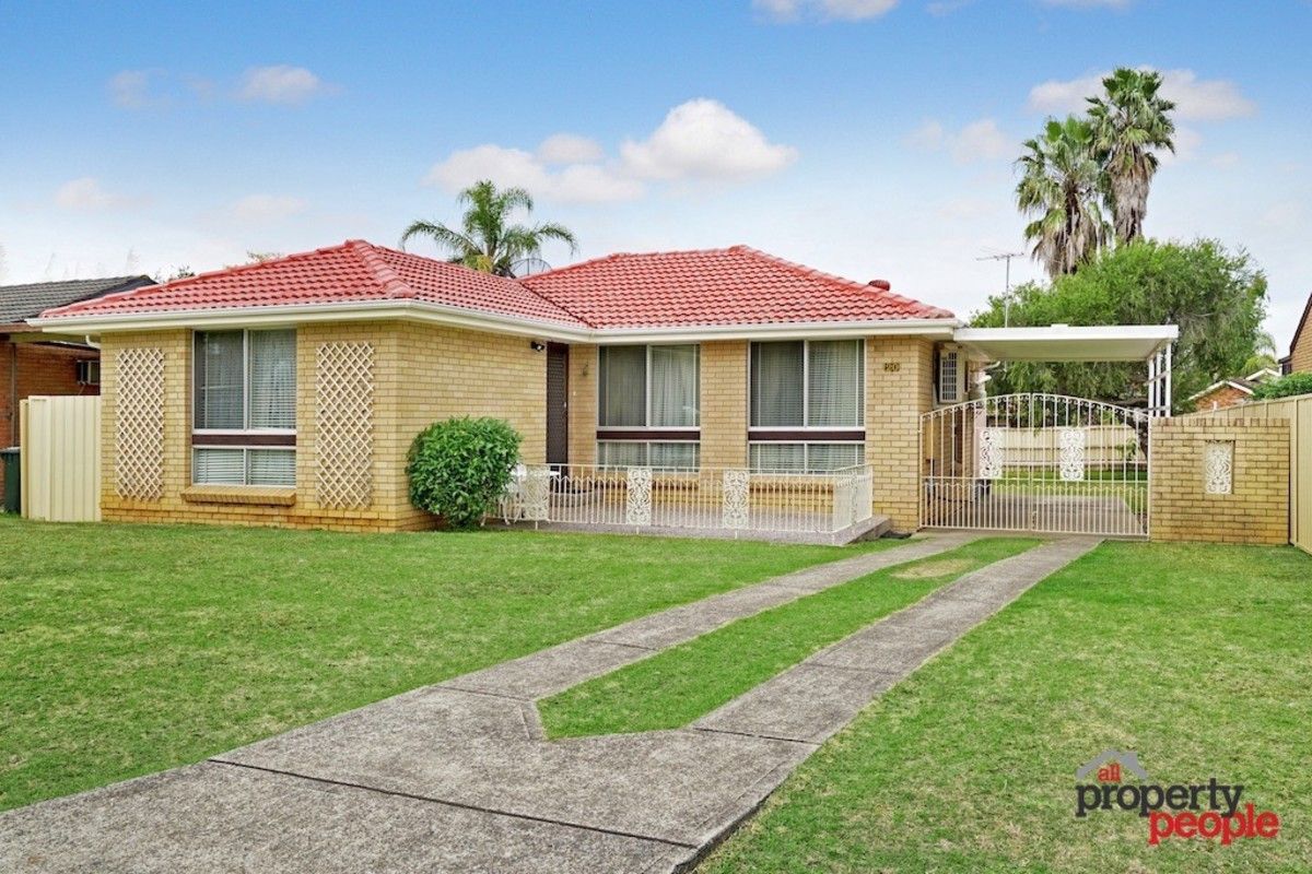 20 Fuchsia Crescent, Macquarie Fields NSW 2564, Image 0