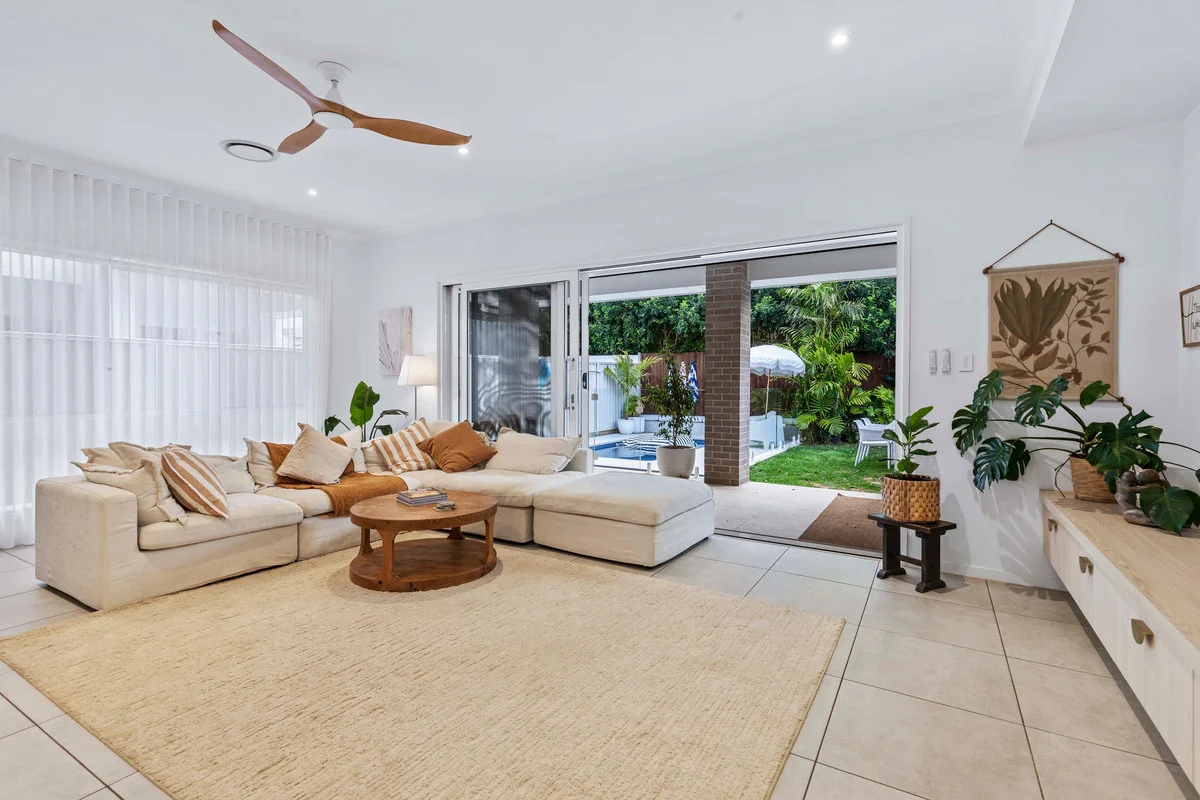 Additional image 10 of 163a Prince Edward Parade, Scarborough QLD 4020