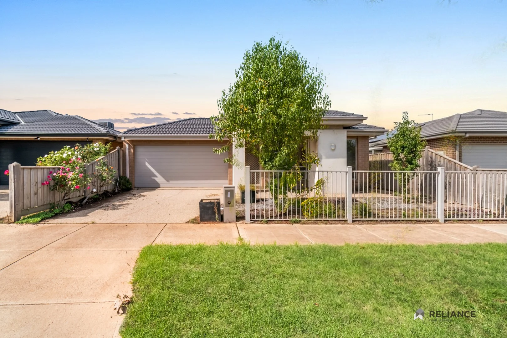 9 Scarlett Street, Rockbank VIC 3335