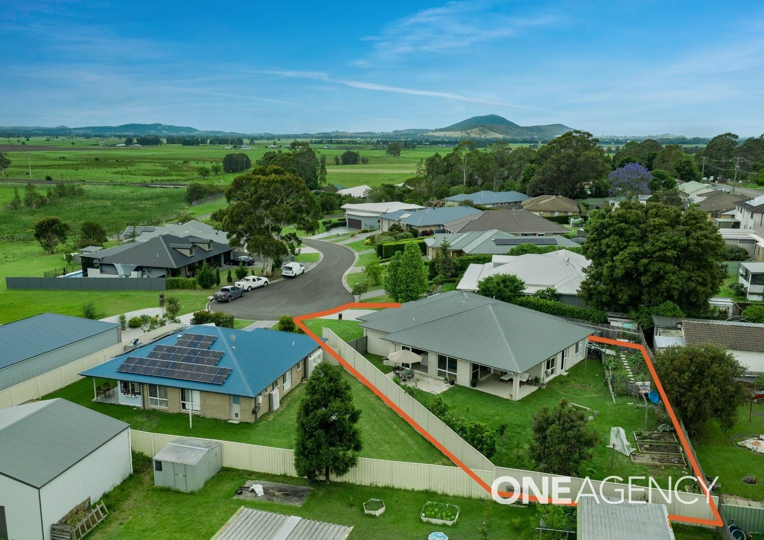 15 Meyer Place, Bomaderry NSW 2541, Image 0
