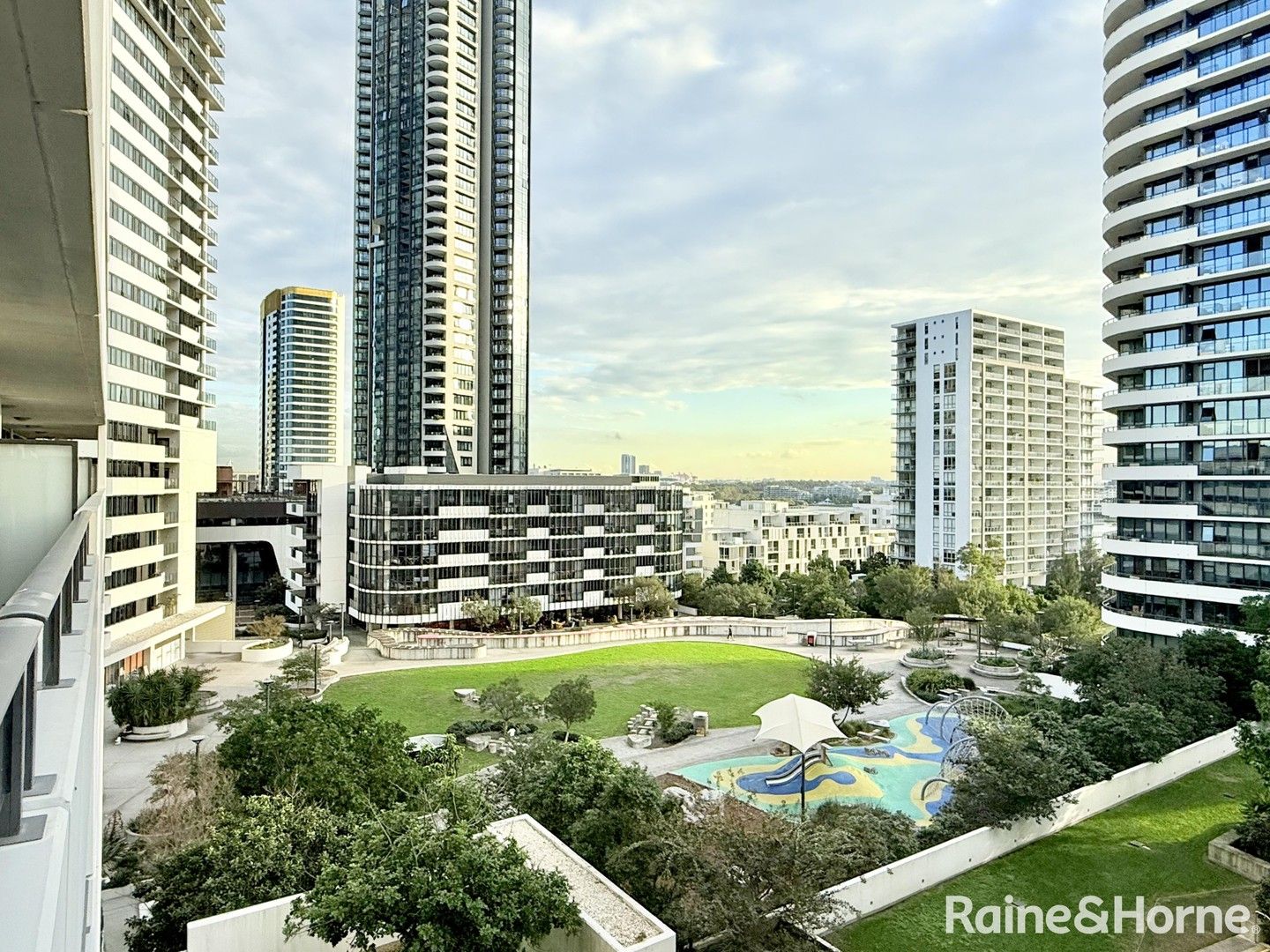 1 bedrooms Apartment / Unit / Flat in 502/46 Walker Street RHODES NSW, 2138