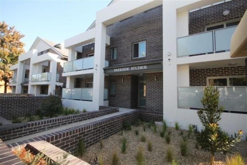 1 bedrooms Studio in 8-10 Cairds Avenue BANKSTOWN NSW, 2200