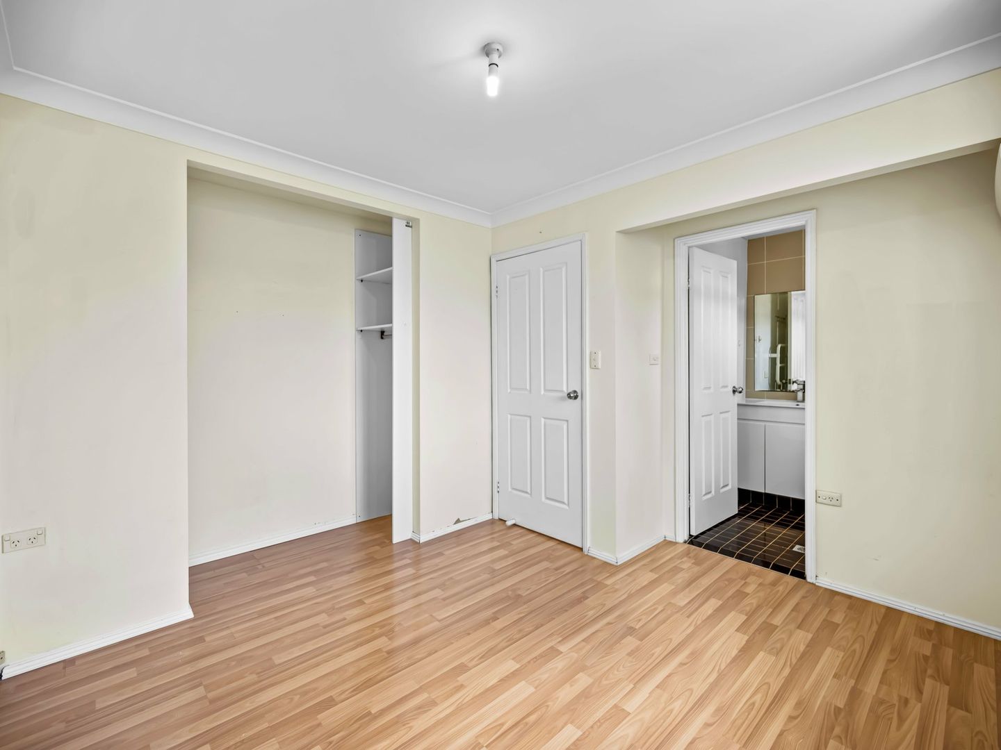 4/25 Station Street, Fairfield NSW 2165, Image 2