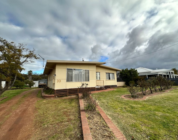 33 Felspar Street, Narrogin WA 6312