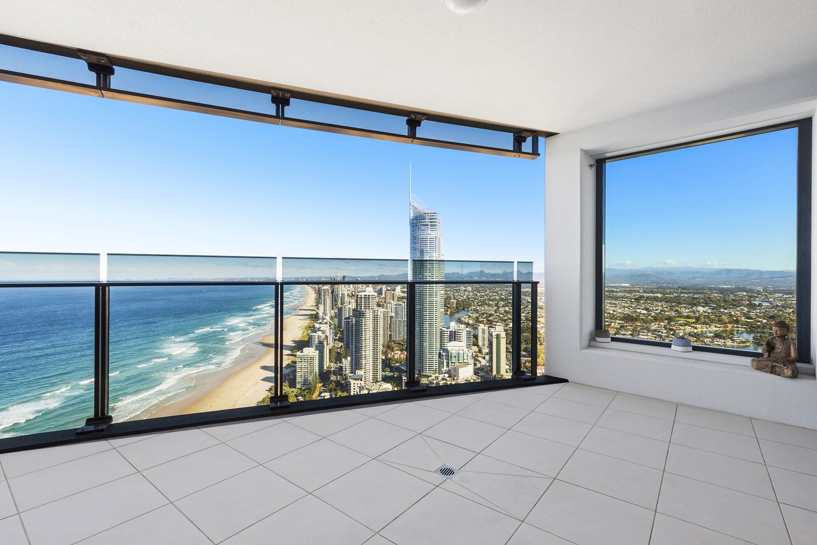 4901/4 The Esplanade, Surfers Paradise QLD 4217, Image 2