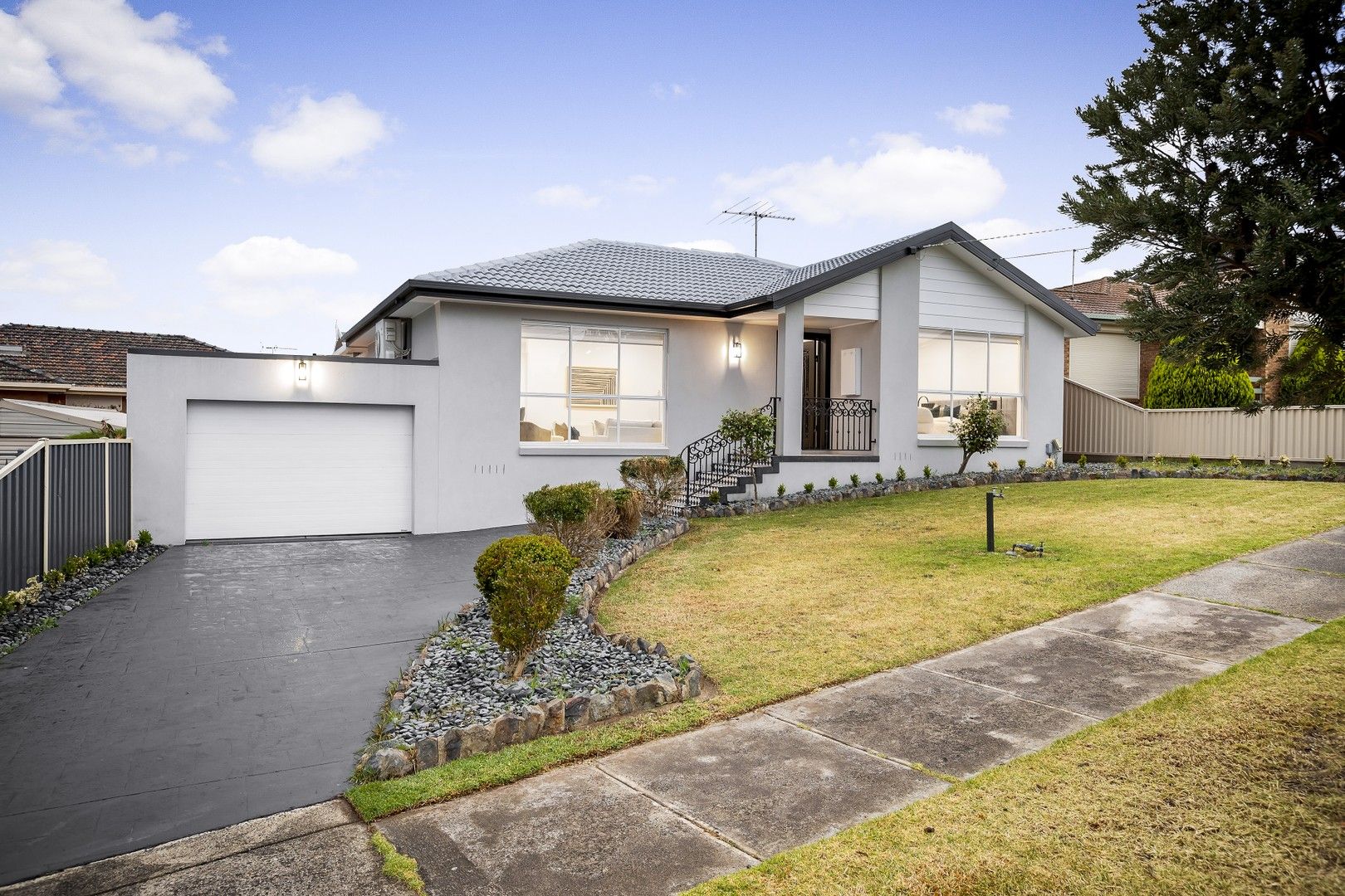 32 Hillcrest Drive, Westmeadows VIC 3049, Image 0