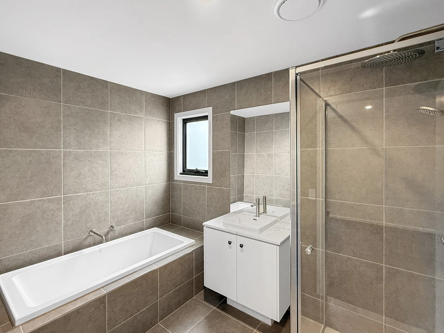 Additional image 9 of 39 Camelon Avenue, Thornhill Park VIC 3335