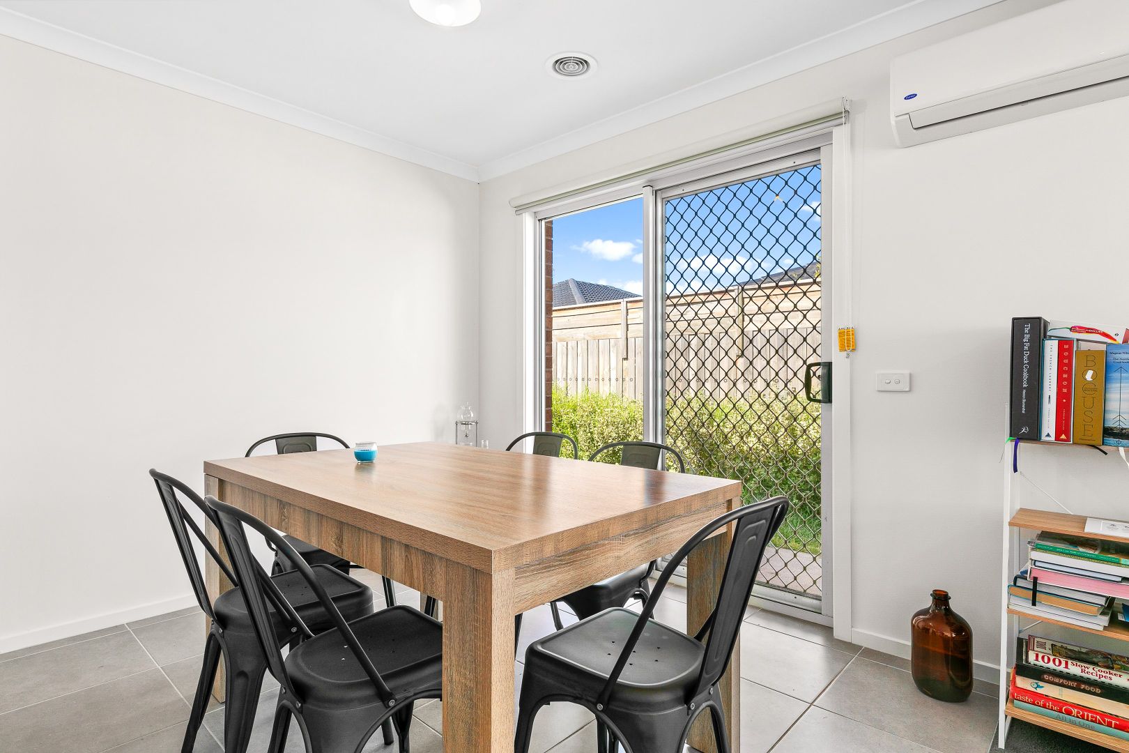 2/27 Sudholz Street, Bittern VIC 3918, Image 2