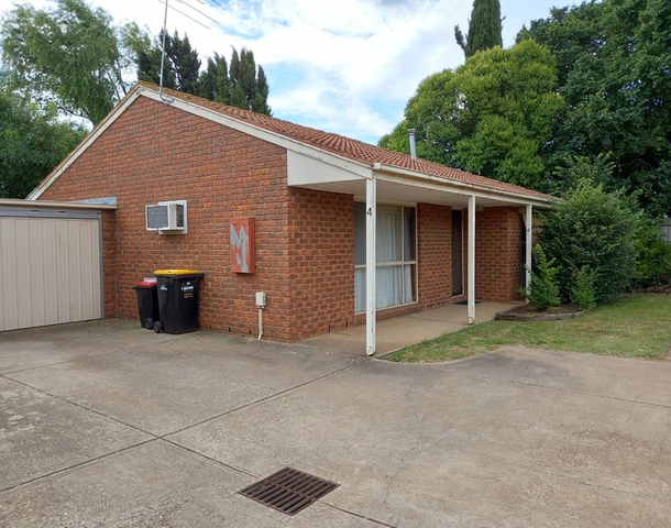 4/86-88 Brooklyn Road, Melton South VIC 3338