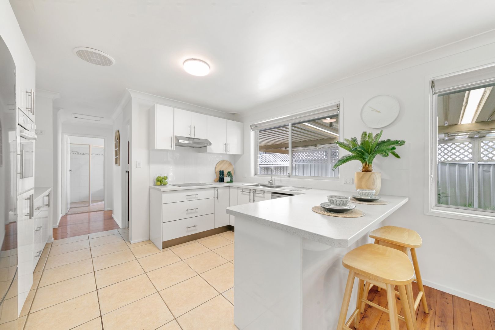 40 Bayline Drive, Point Clare NSW 2250, Image 2