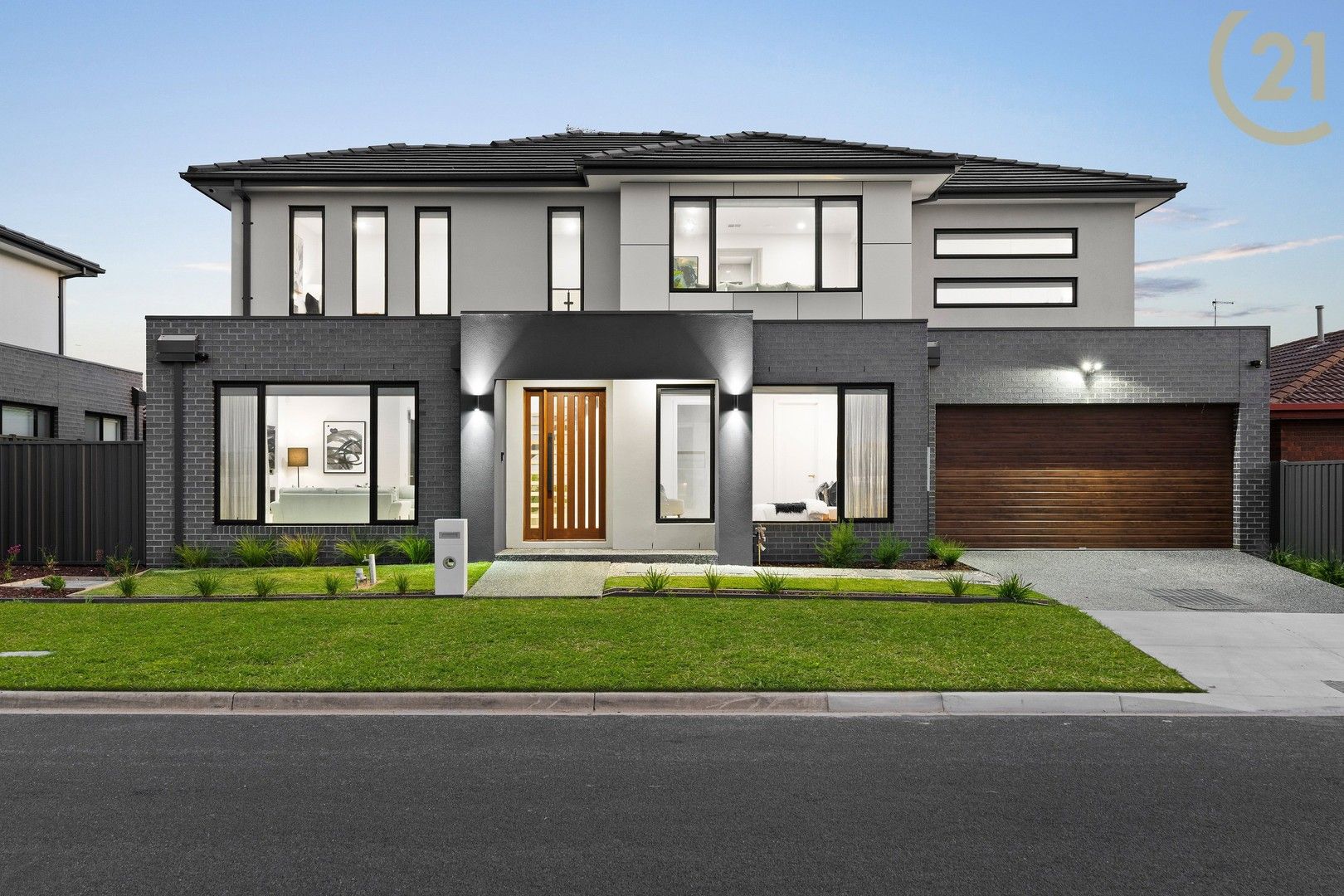 4 bedrooms House in 1A Dalworth Avenue DROMANA VIC, 3936