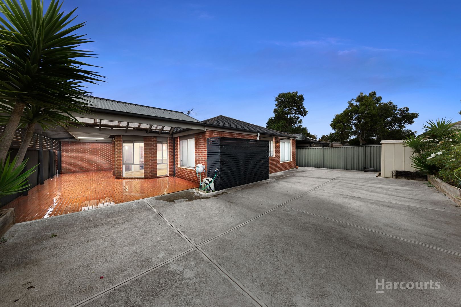 15 Clairview Road, Deer Park VIC 3023, Image 2