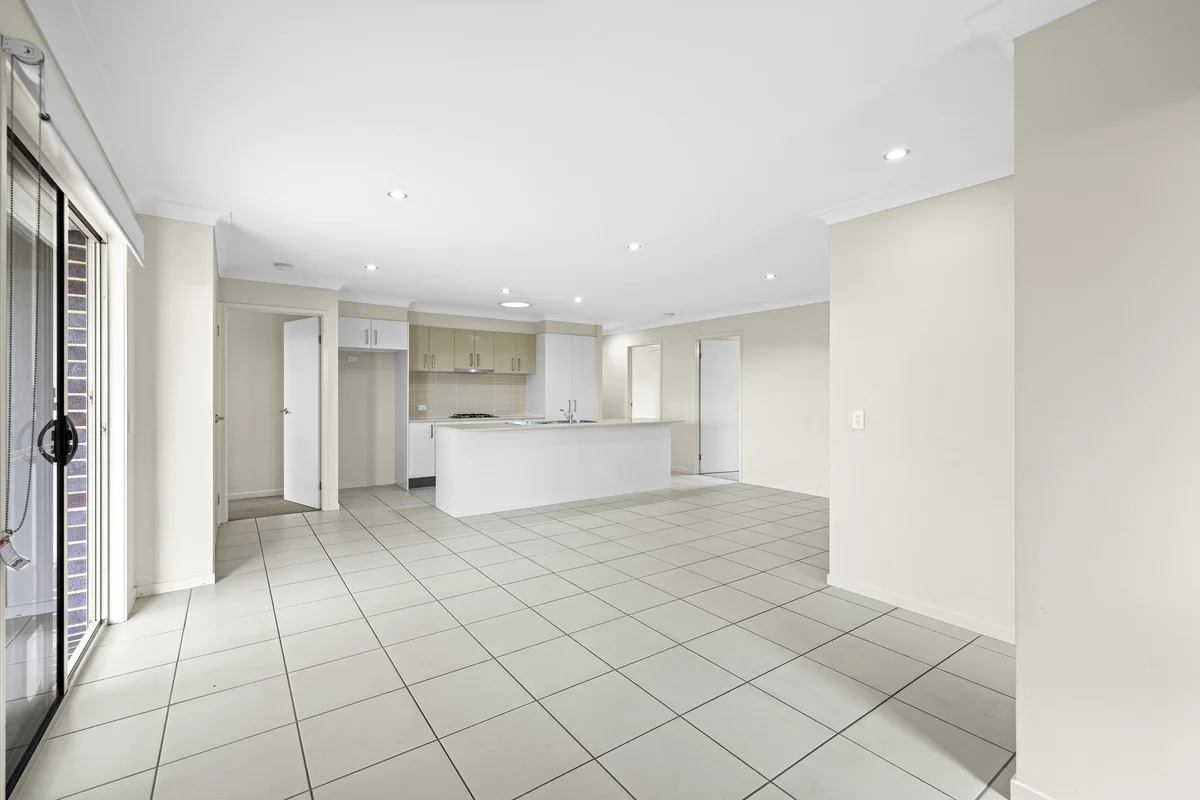 Additional image 4 of 2/13 Wandoo Crescent, Westbrook QLD 4350