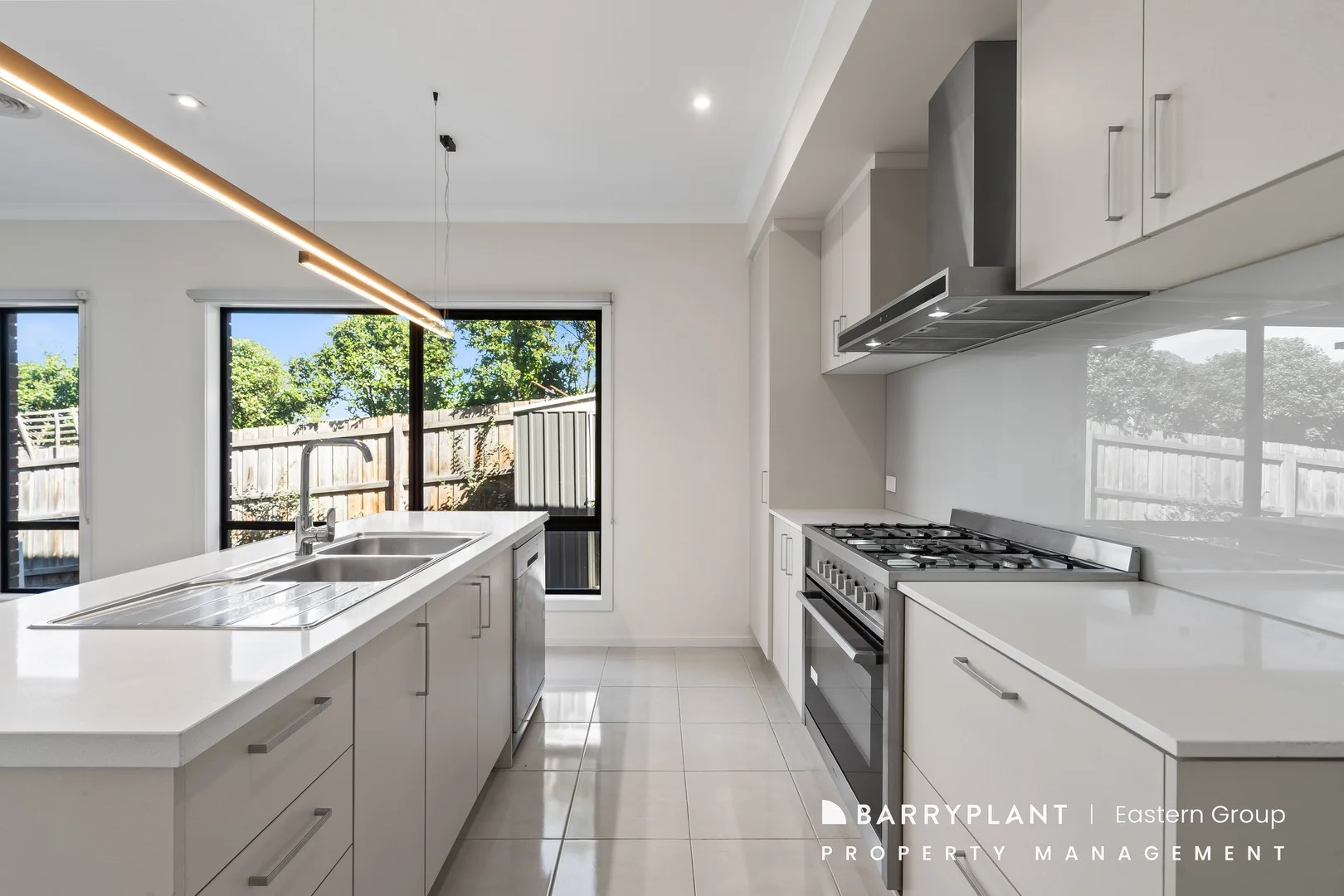 3/8 Ruda Street, Doncaster VIC 3108