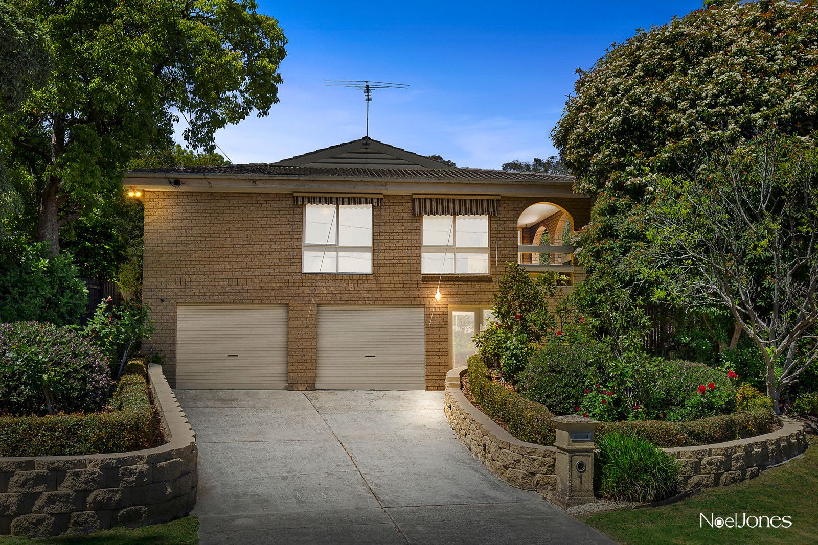 1 Gwenmay Court, Ringwood North VIC 3134, Image 0