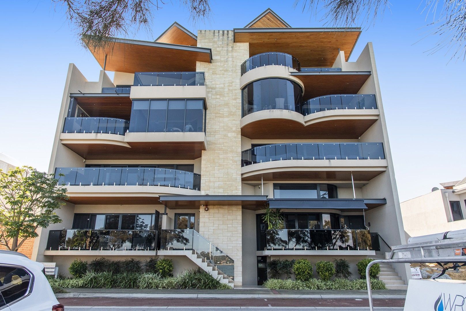 4 bedrooms Apartment / Unit / Flat in 7/3 Galileo Loop MANDURAH WA, 6210