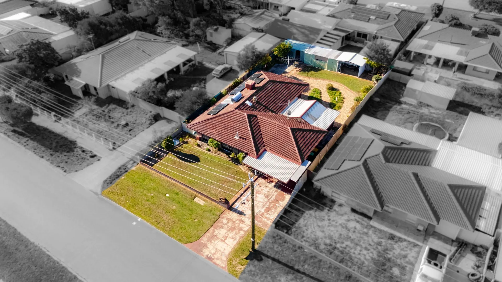 Renovators Delight! Packed with Potential in the Heart of Hillman, Hillman