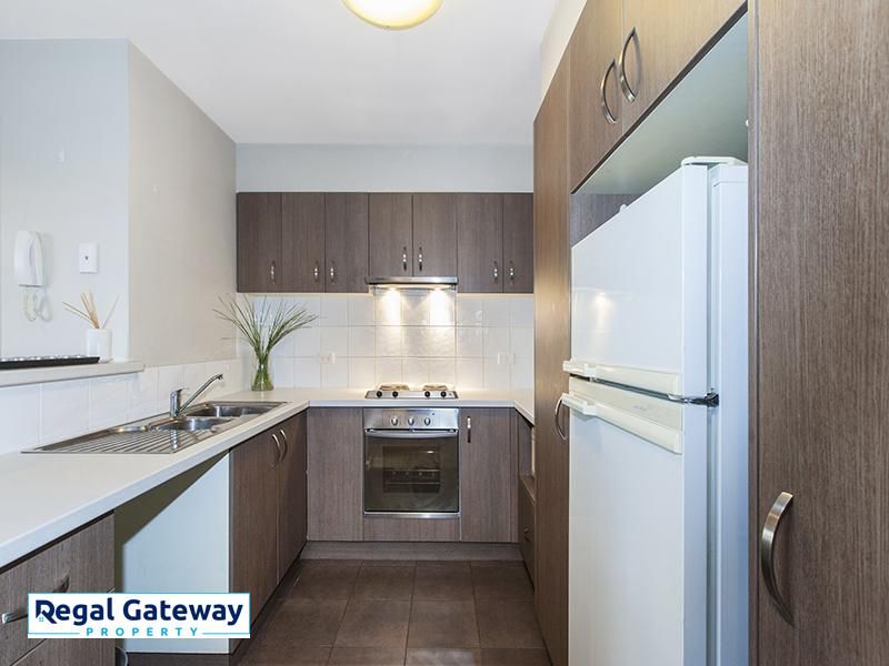 18/6 Ibera Way, Success WA 6164, Image 2