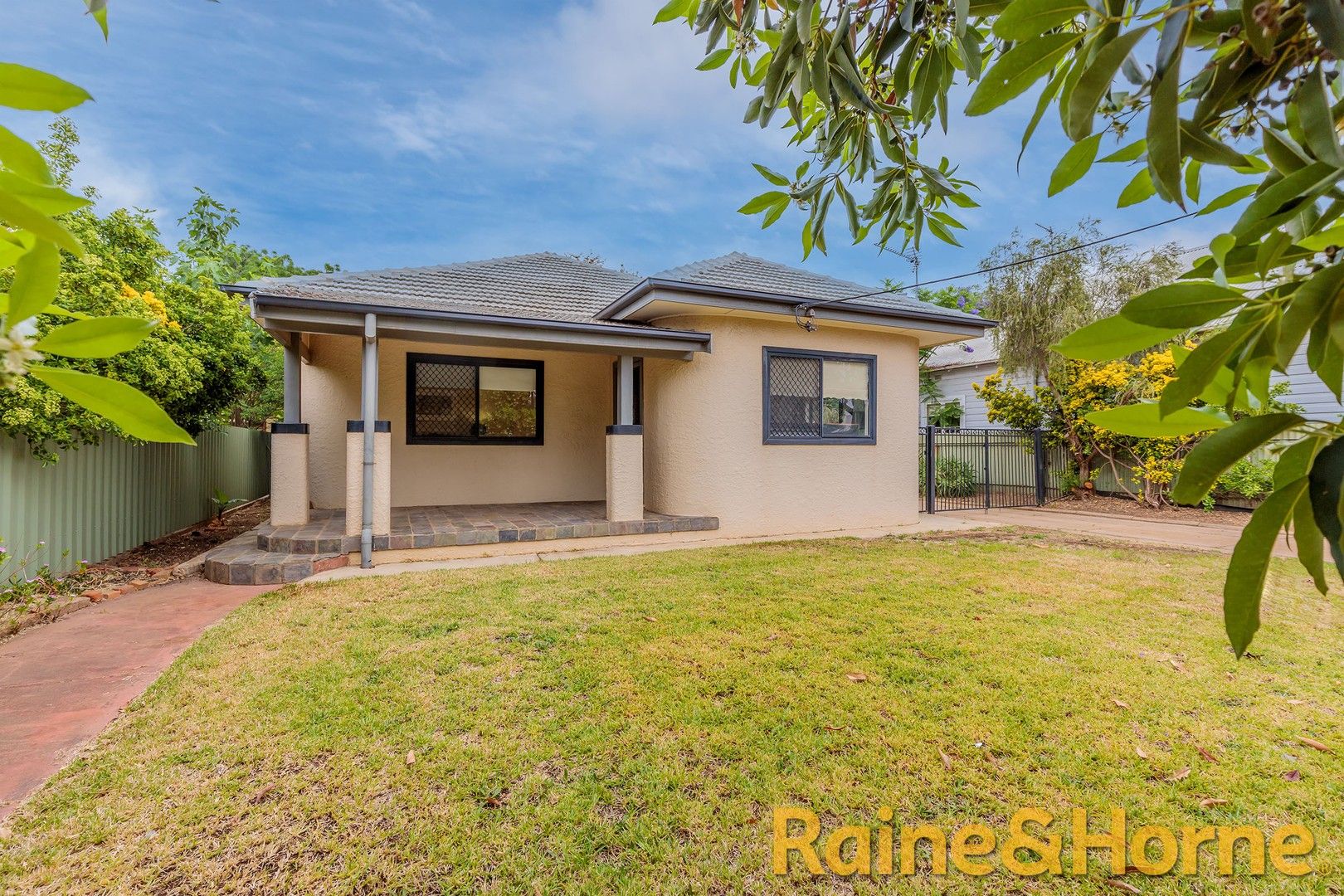 3 bedrooms House in 23 Macleay Street DUBBO NSW, 2830