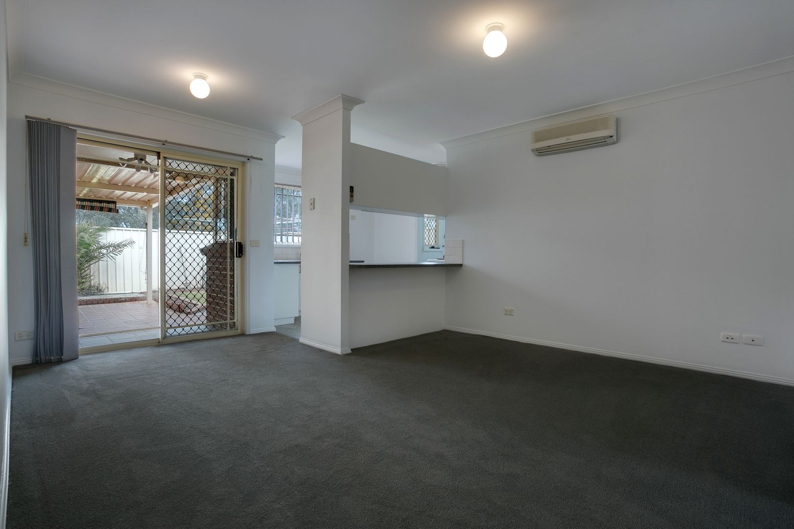 2/13A Mercedes Road, Ingleburn NSW 2565, Image 2