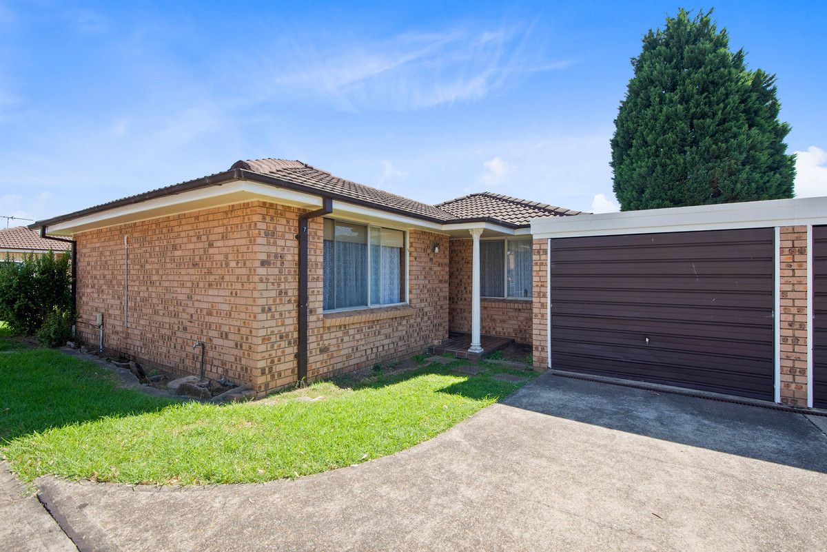 7/4 Sitella Place, Ingleburn NSW 2565, Image 0