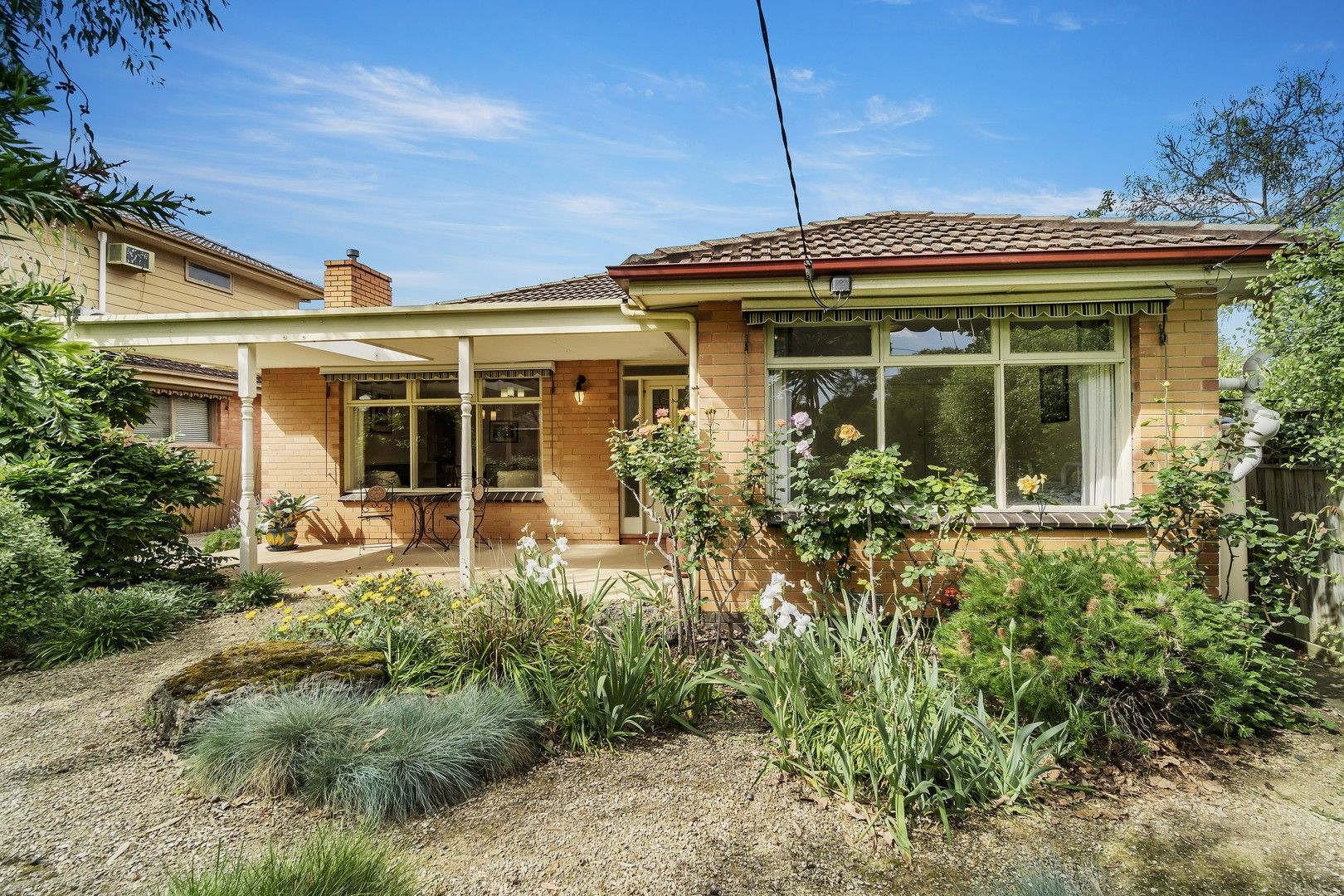 2 Benjamin Street, Box Hill North VIC 3129 House For Rent 620 Domain