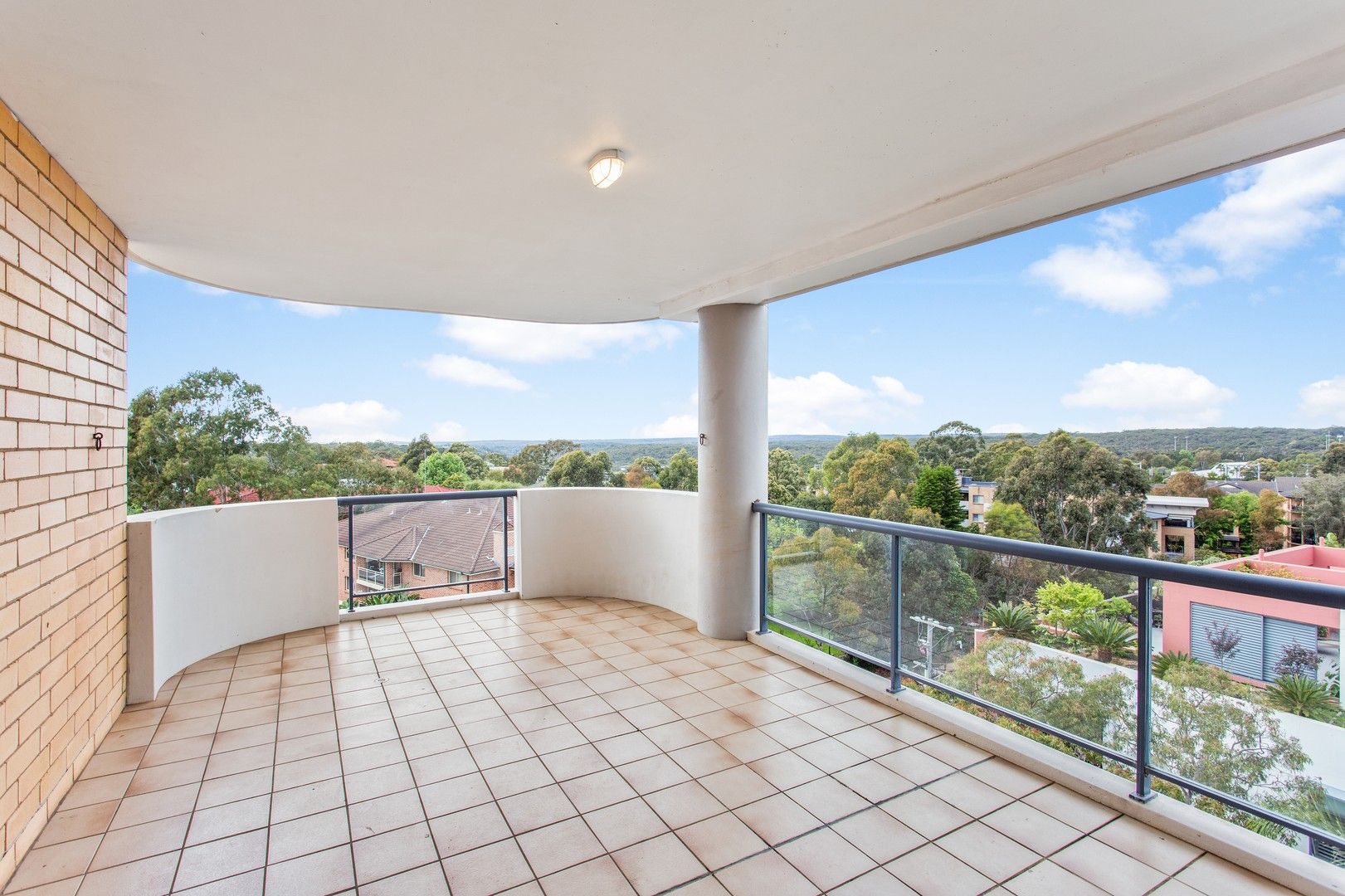 2 bedrooms Apartment / Unit / Flat in 39/1-9 Gray Street SUTHERLAND NSW, 2232