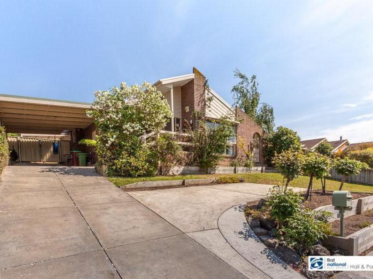 3 Headingly Court, Endeavour Hills VIC 3802 House For Rent Domain