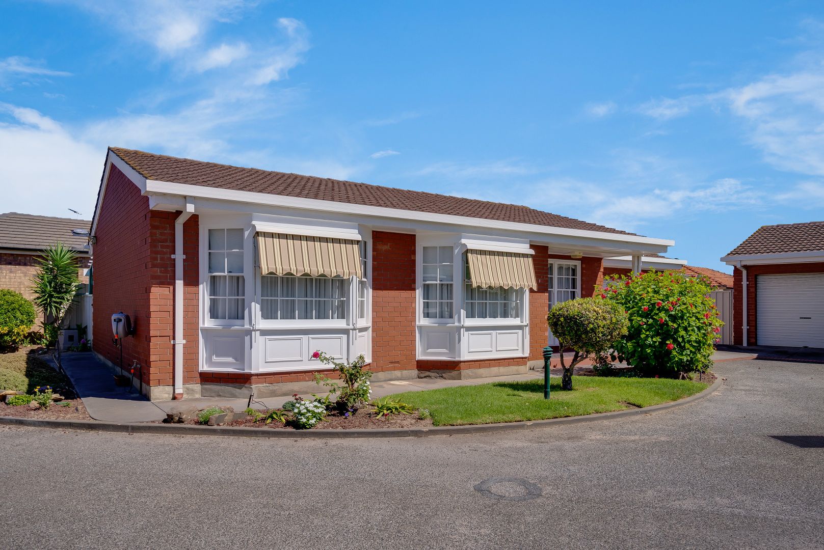 1/6 Marinna Court, West Lakes SA 5021, Image 2