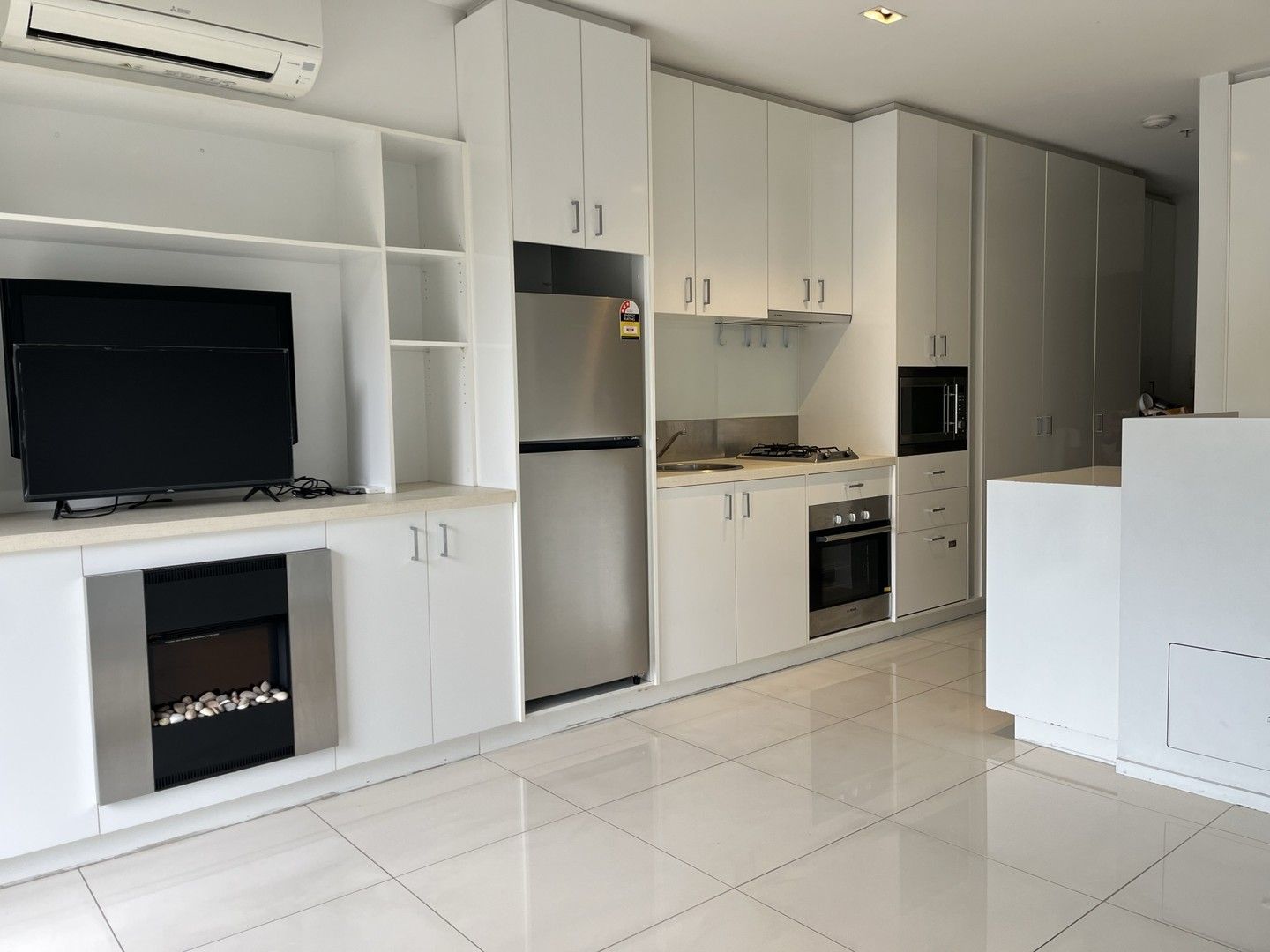 1 bedrooms Apartment / Unit / Flat in 306/153B High Street PRAHRAN VIC, 3181
