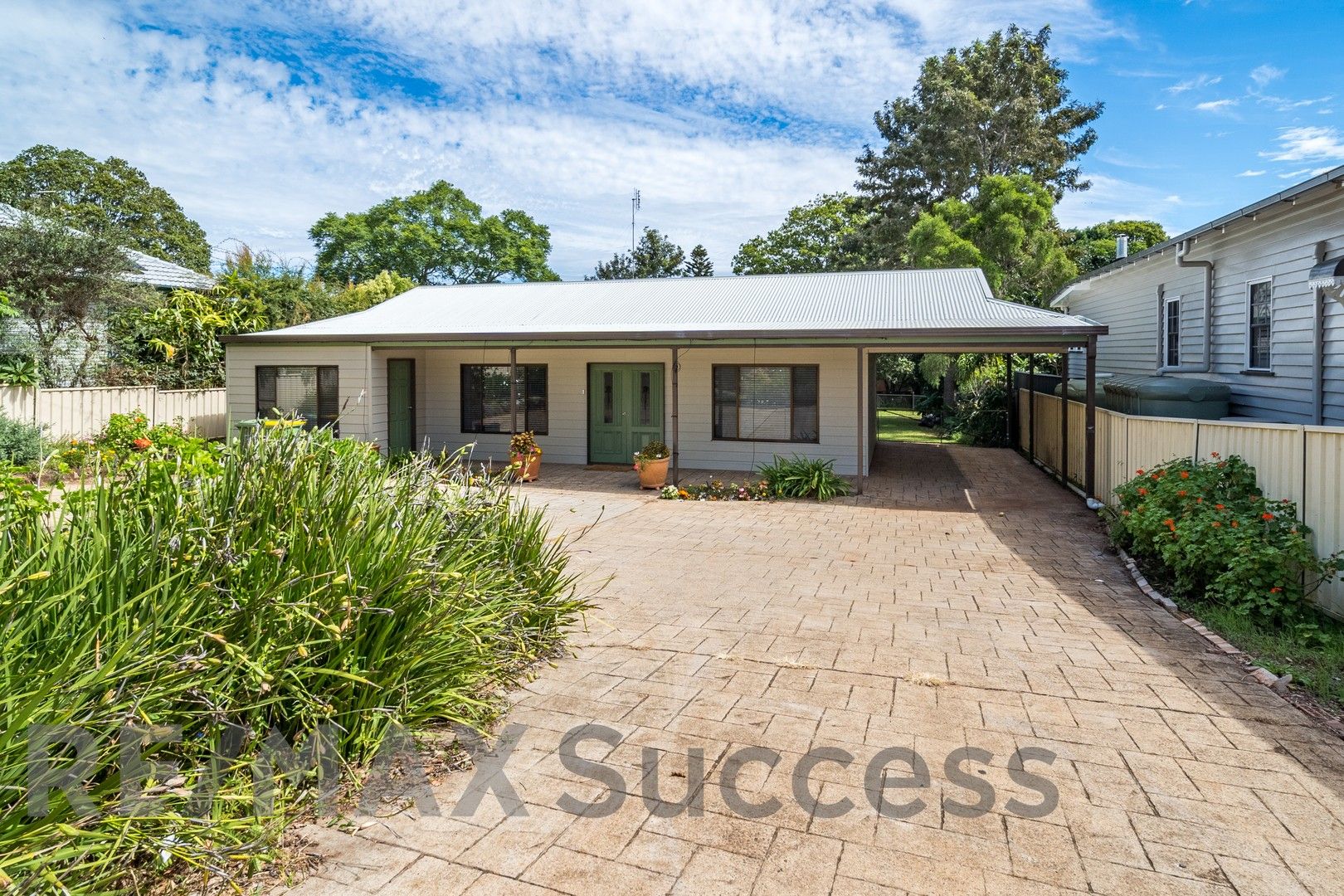 5 bedrooms House in 291 Hume Street SOUTH TOOWOOMBA QLD, 4350