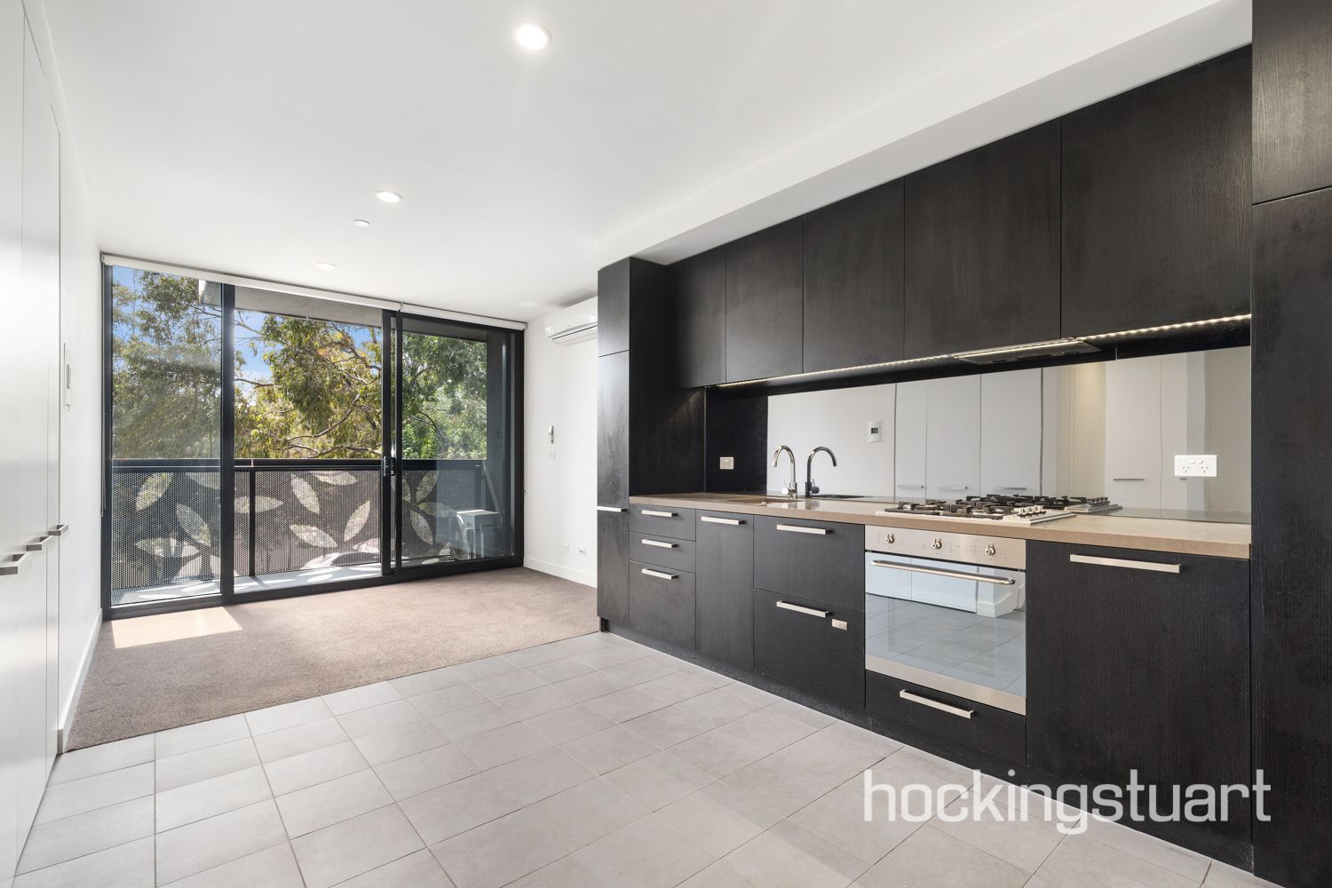 1 bedrooms Apartment / Unit / Flat in 603/97 Flemington Road NORTH MELBOURNE VIC, 3051