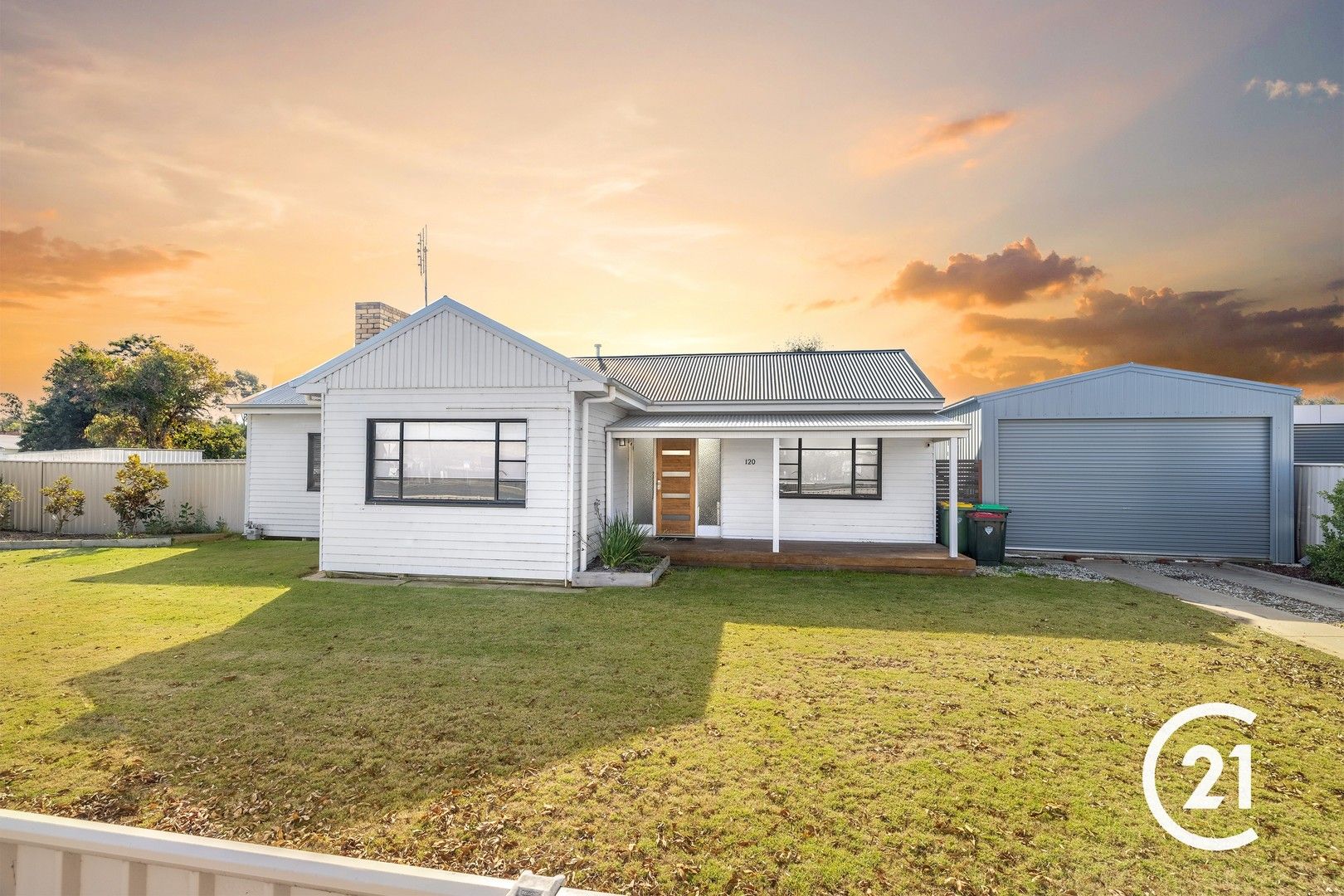 3 bedrooms House in 120 Goulburn Road ECHUCA VIC, 3564
