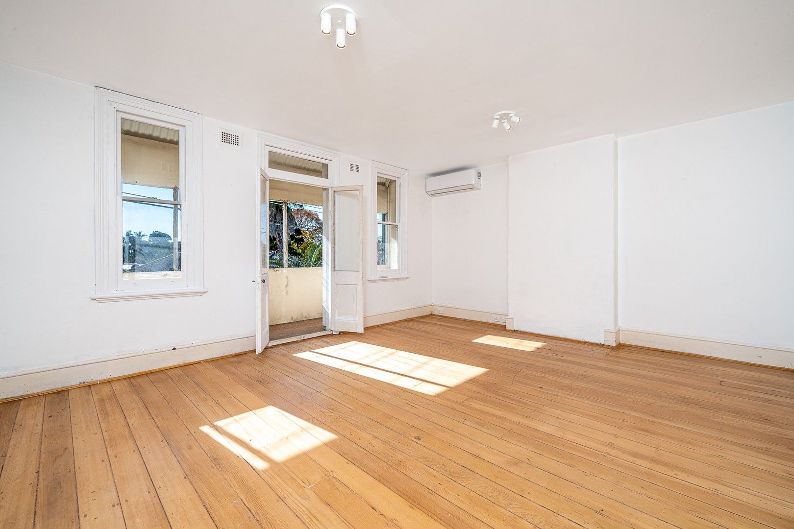 1 bedrooms Apartment / Unit / Flat in Level 1, 1/196 Elizabeth Street CROYDON NSW, 2132