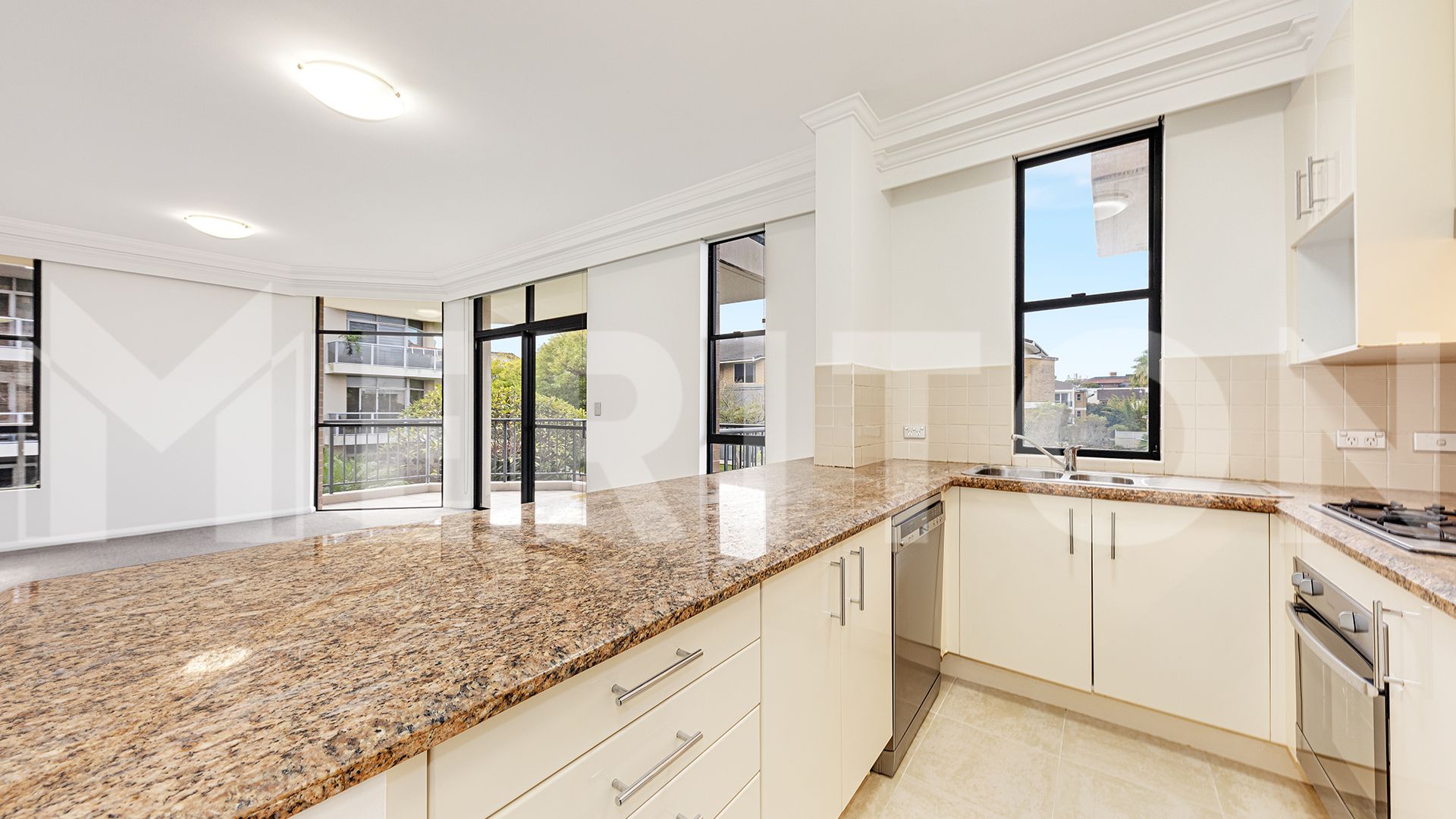 2 bedrooms Apartment / Unit / Flat in 4 Dolphin Close CHISWICK NSW, 2046