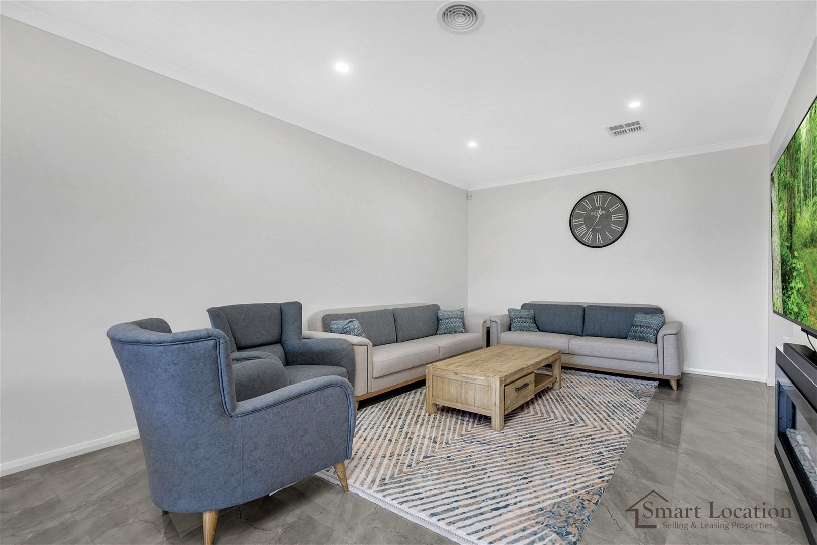 10 Mossfiled Rise, Epping VIC 3076, Image 2