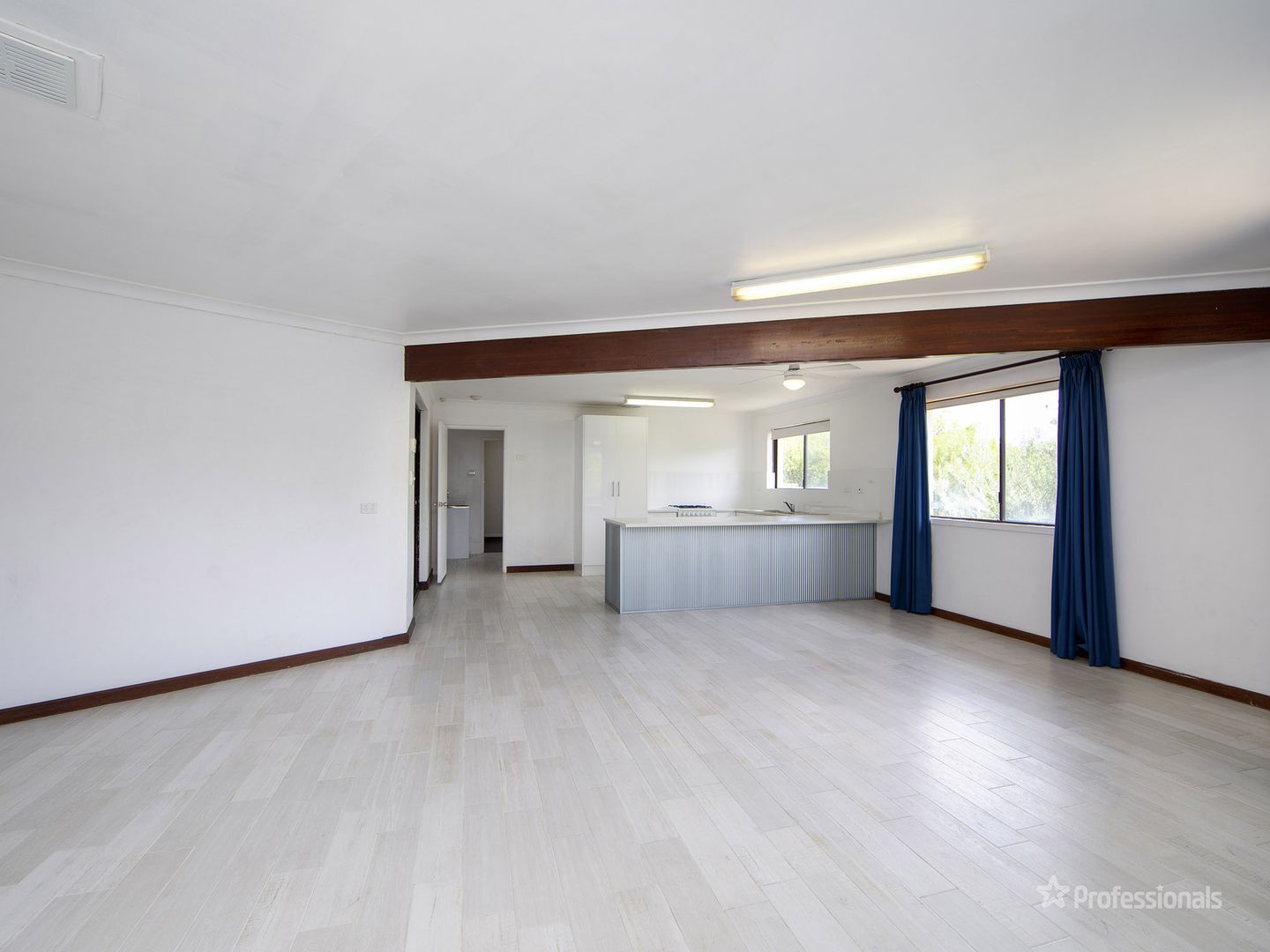 2 Newman Road, Yanchep WA 6035 House For Rent 450 Domain