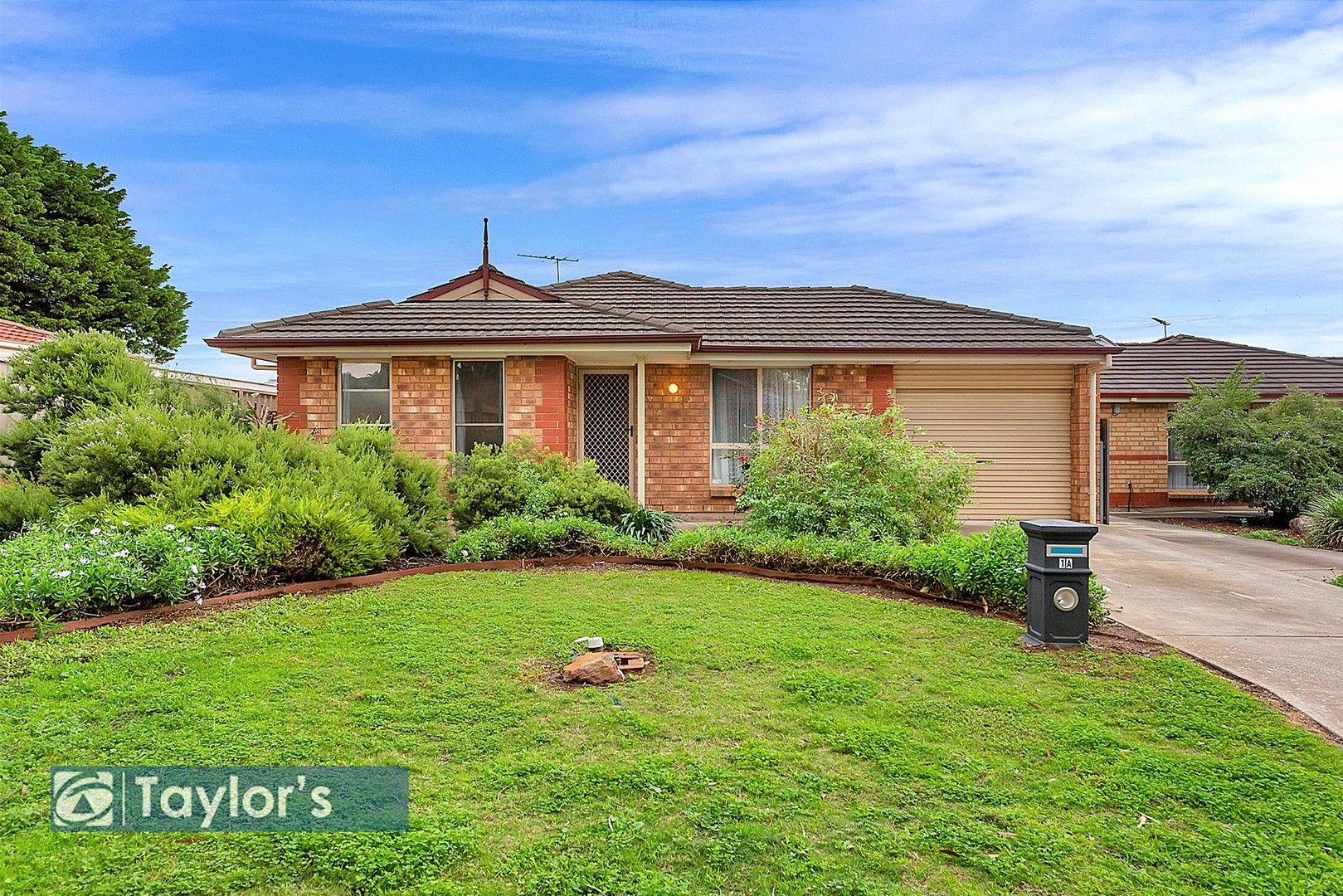 3 bedrooms House in 1A Nicholas Avenue SALISBURY HEIGHTS SA, 5109