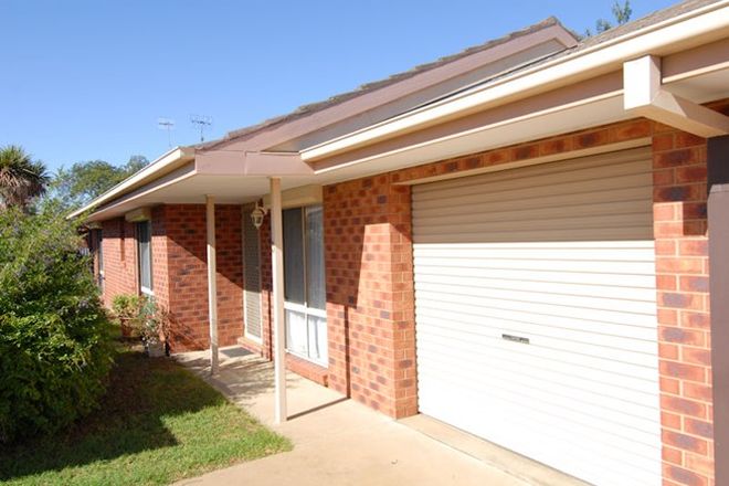 Picture of 3/276 WICK STREET, DENILIQUIN NSW 2710