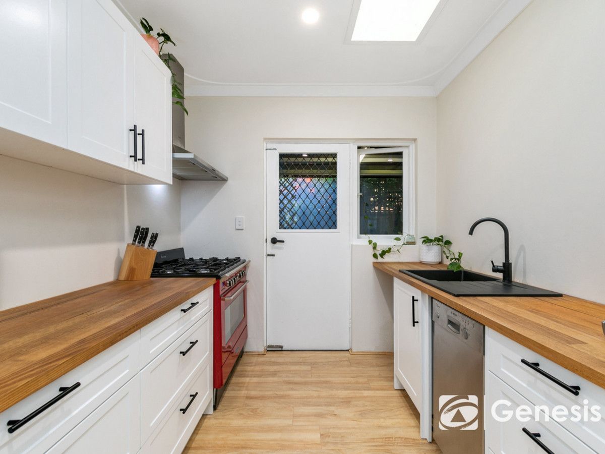 2 bedrooms Villa in 8/11 Drabble Road SCARBOROUGH WA, 6019