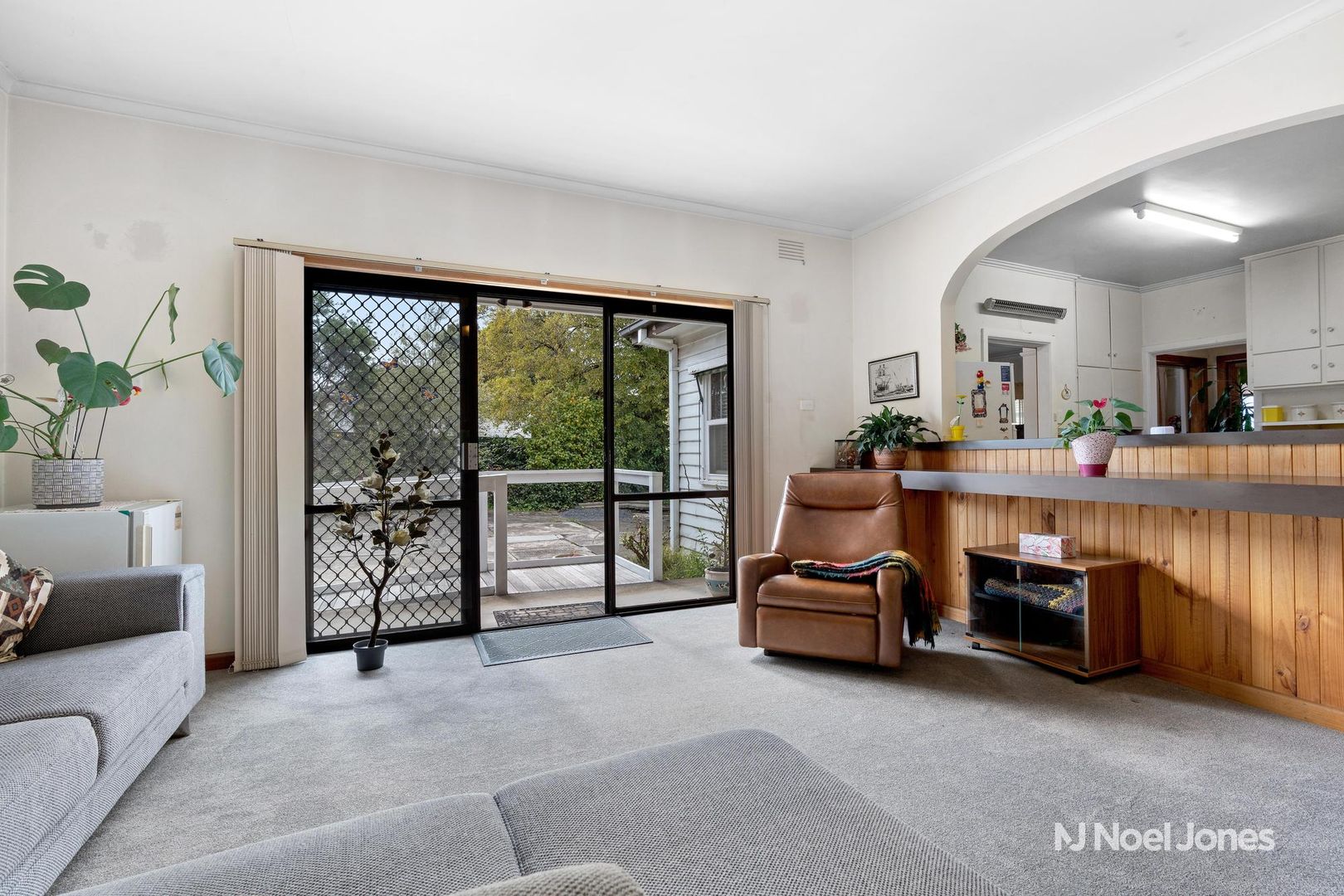 16 Maple Street, Bayswater VIC 3153, Image 2